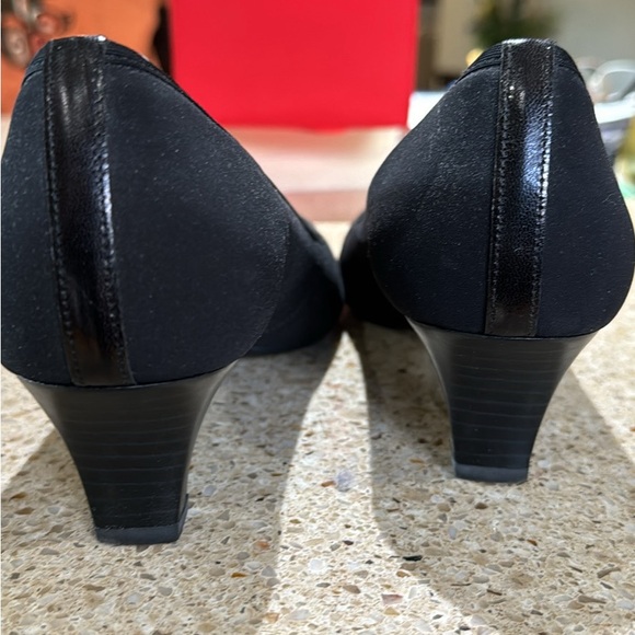 As new - Peter Kaiser pumps - Picture 4 of 7